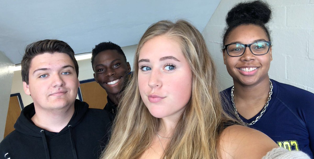 #chsgr8ful for the best senior leader group!! Gym C❤️ #chs12