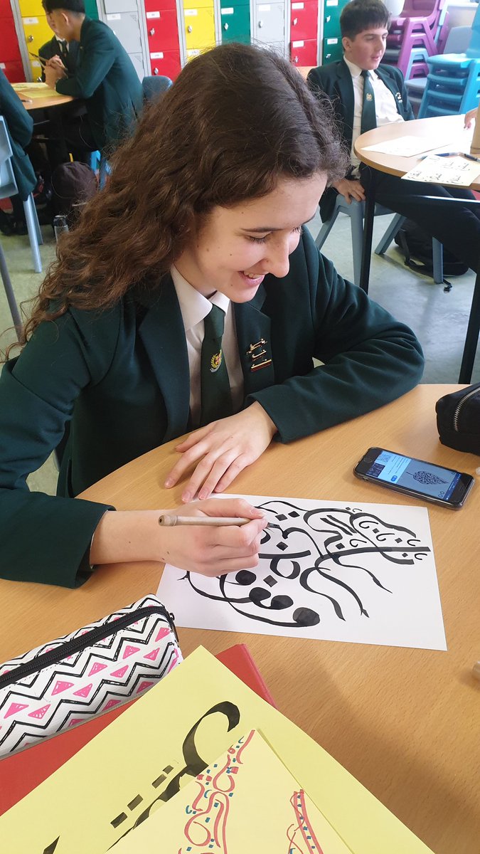 interlinguani's tweet photo. A fun #introduction session to #Arabic calligraphy with #U6th class @FSLnews #discovering Arab #culture and #building #21st_century skills
@FSLnews @fslmfl @QFIntl https://t.co/iuulEAdQQB