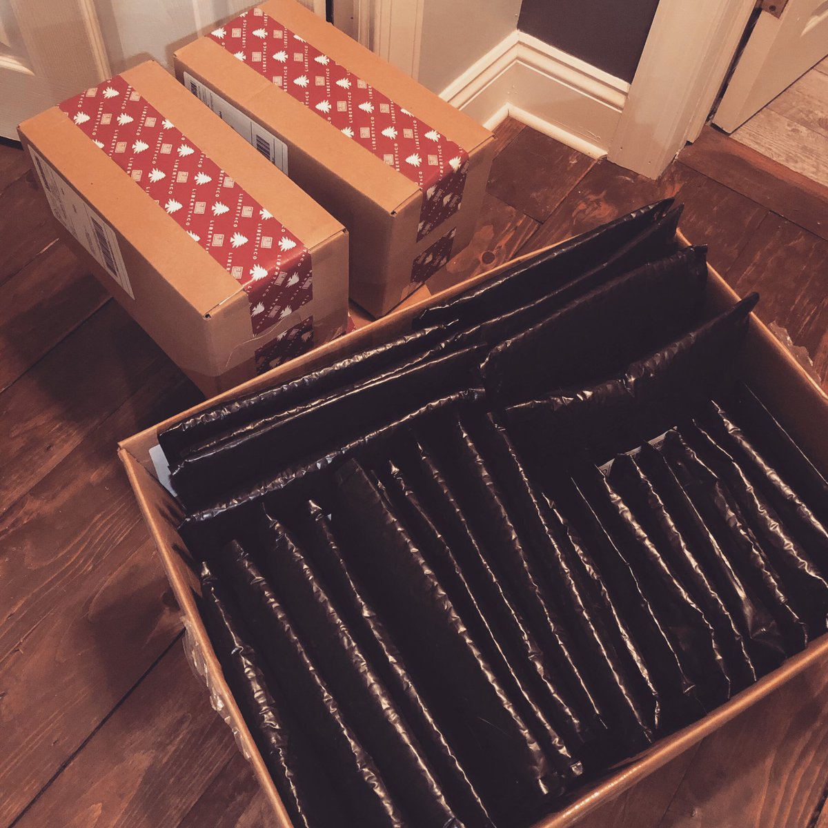 LibertyCo1776's tweet photo. This is what having amazing supporters looks like. Our Culper Spy Ring pre-order sale was a massive success. We can’t thank you all enough!

#culperspyring #culper #spies #washingtonsspies #amcturn #setauket #americanhistory #americanrevolution #18thcentury #revolutionarywar https://t.co/Xlrh8UhIj3