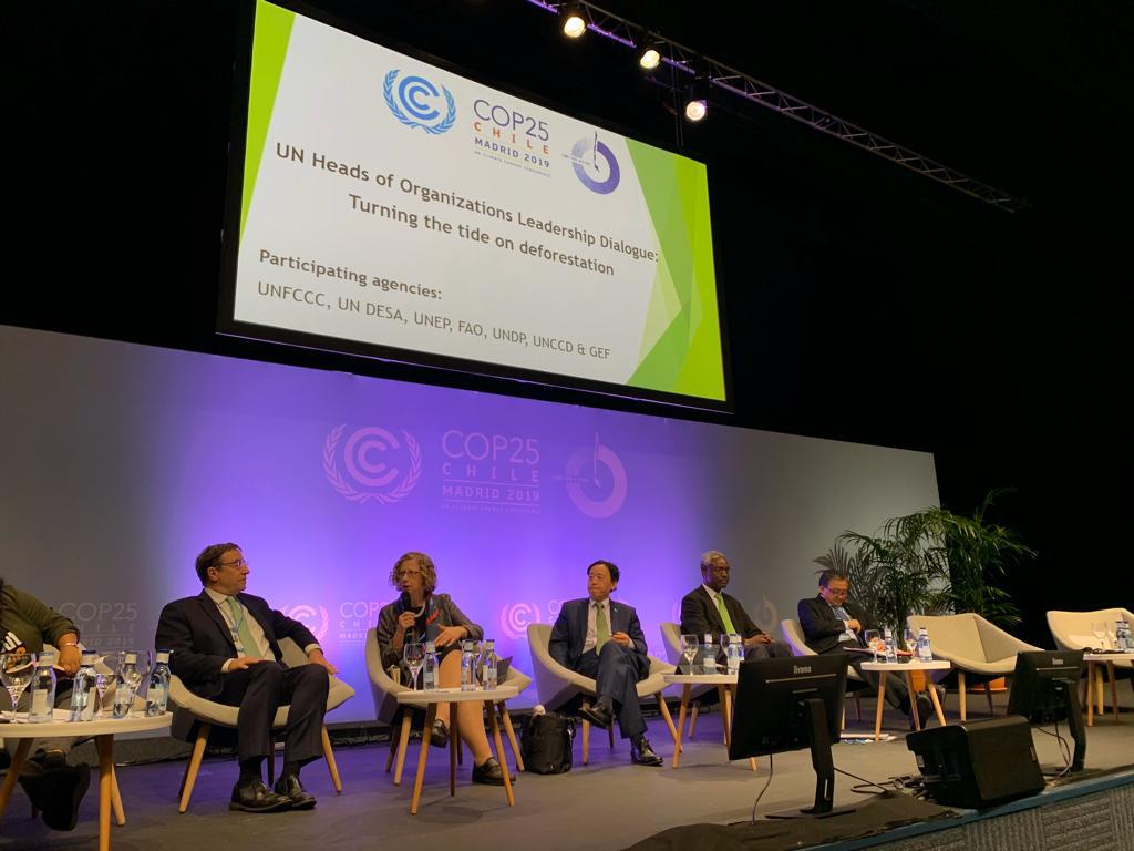 Today I joined <a href="/UN/">United Nations</a> family at #COP25 to talk about our planet's forests. 70% forests are threatened by deforestation.
🌳Focus on nature-positive agriculture. 
🌳Clean up our supply-chains. 
🌳Consume sustainably. 
🌳Partner with pvt sector. 
🌳Put a price on carbon.