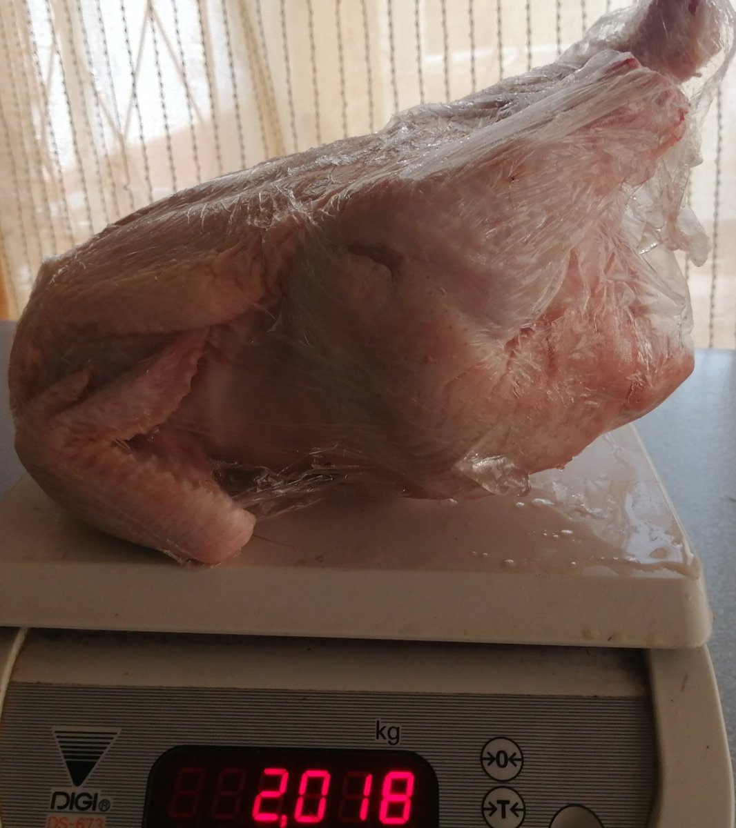 ChickenKingsZw's tweet photo. @thatBeekayGoon @WaBeekayGoon chickens available. Contact 0778314070 or 0778198790 for orders https://t.co/Xo1jaEbMt7