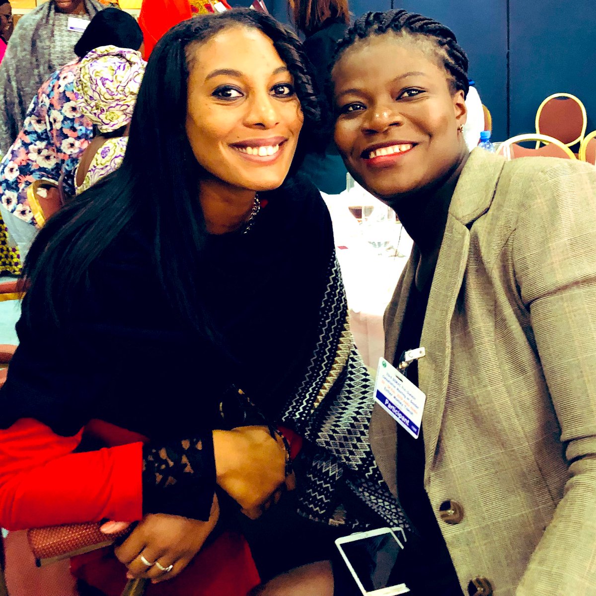 VerlaineDiane's tweet photo. #ThursdayLeadership💡
As you grow as a person in the universe, as a woman, a youth, whoever you are, know that some will project their fears & limits onto you.
As Maya captured: Your objective is not merely to survive, but to #Thrive with passion, compassion, humor, and style🌺 https://t.co/0zycNXJygF