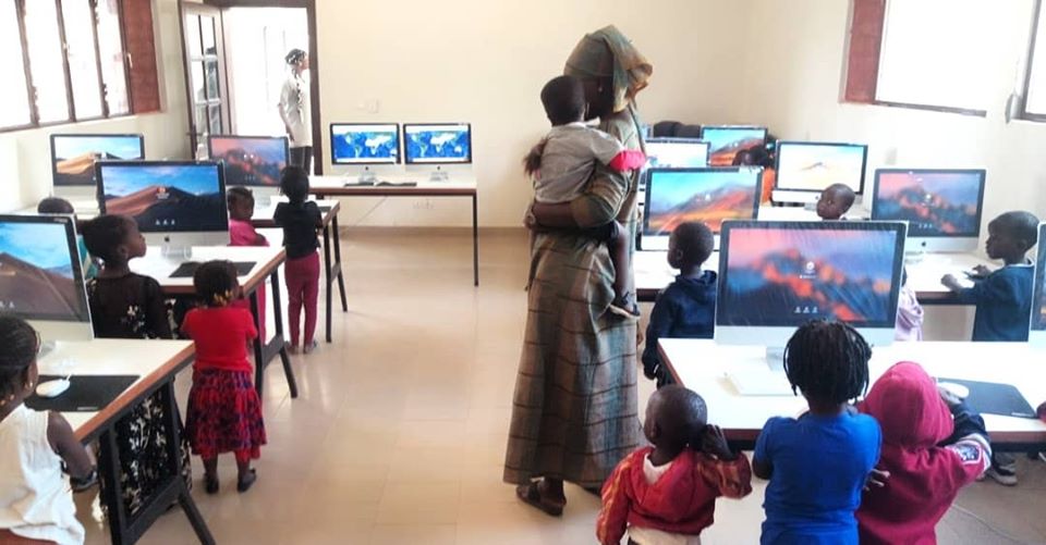 lambayecenter's tweet photo. Le @lambayecenter a accueilli les #enfants des cases des touts petits de Lambaye à l'occasion de la 13ème édition de la semaine nationale de la petite enfance et de la case des tout-petits (#SNPECTP).
#PetiteEnfance
#children
#kebetu https://t.co/S7C5XI0vSC