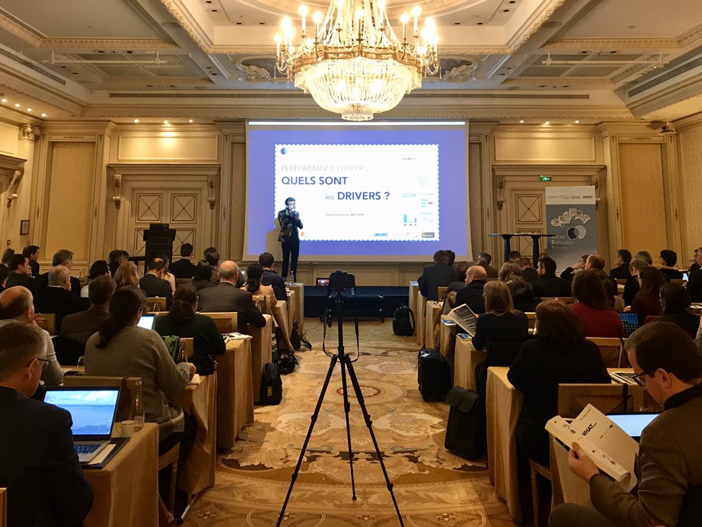 RetailExecForum's tweet image. Le @RetailExecForum est lancé avec notre cher @Dauvers70 en grande forme !