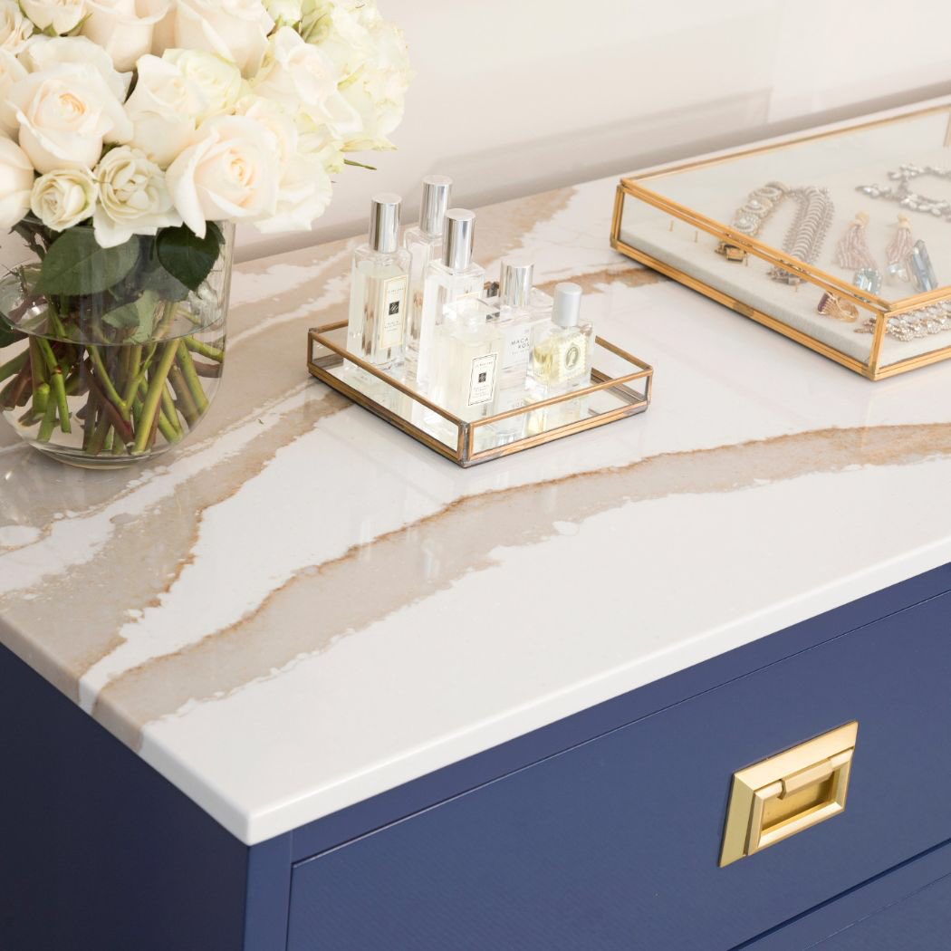 terry_hw1's tweet photo. When all that glitters IS gold....@CambriaSurfaces #Brittanicca Gold! https://t.co/nlGUyApjrM