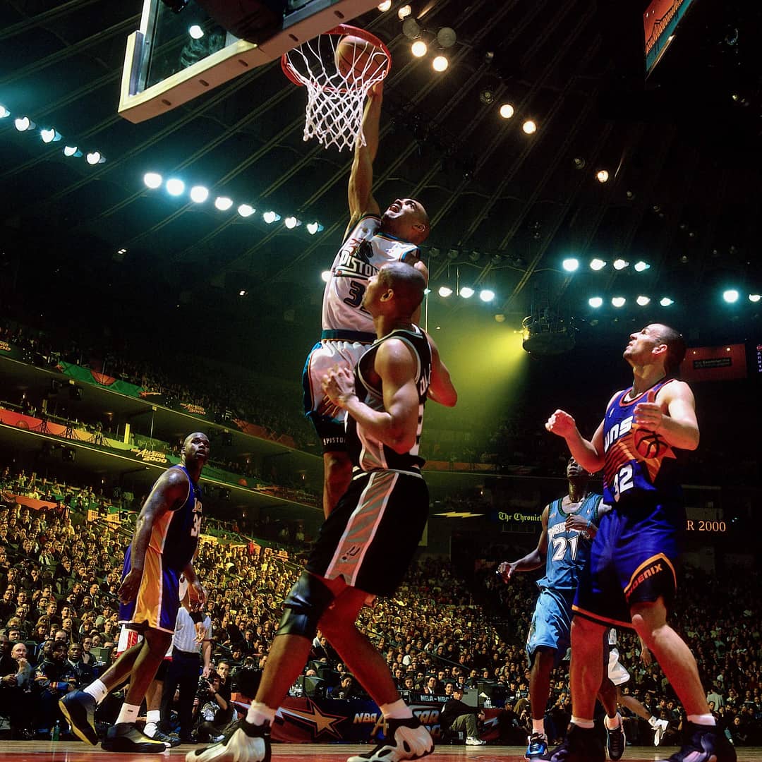 HOOPmag's tweet photo. This would be a dope starting 5
#TBT #throwbackthursday #allstar2000 https://t.co/AhWkdjpb3m