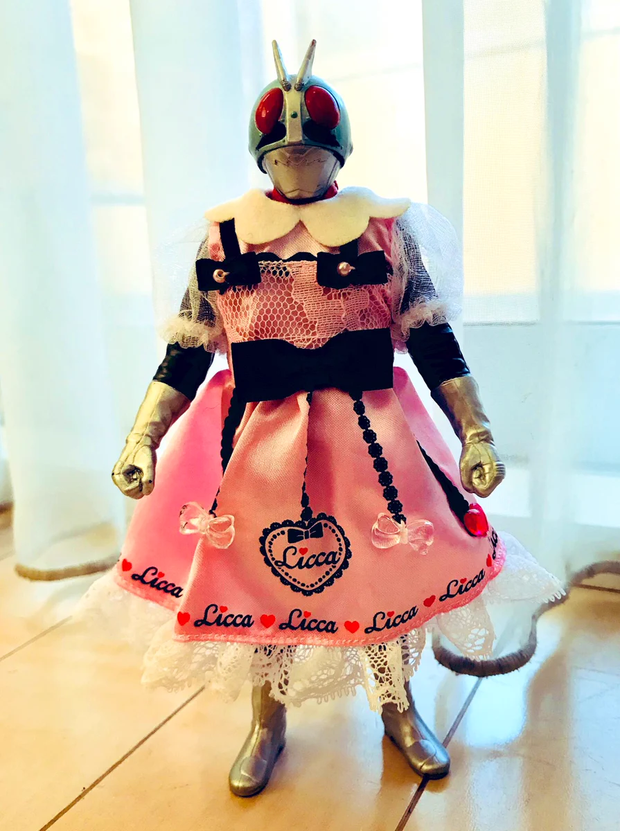 娘さんの手によって変わり果てた姿になってしまった仮面ライダーが話題www