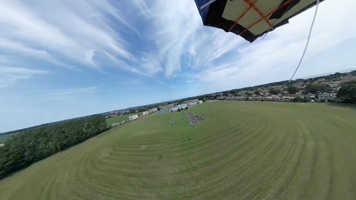 SORGreenBox's tweet photo. Some stills from the #CHITS camera. Enjoy.  #foundthechute #chatsmore @BBCSouthNews @BBCSussex @itvmeridian #worthing @WorthingAstro https://t.co/SSOPc9fZyn