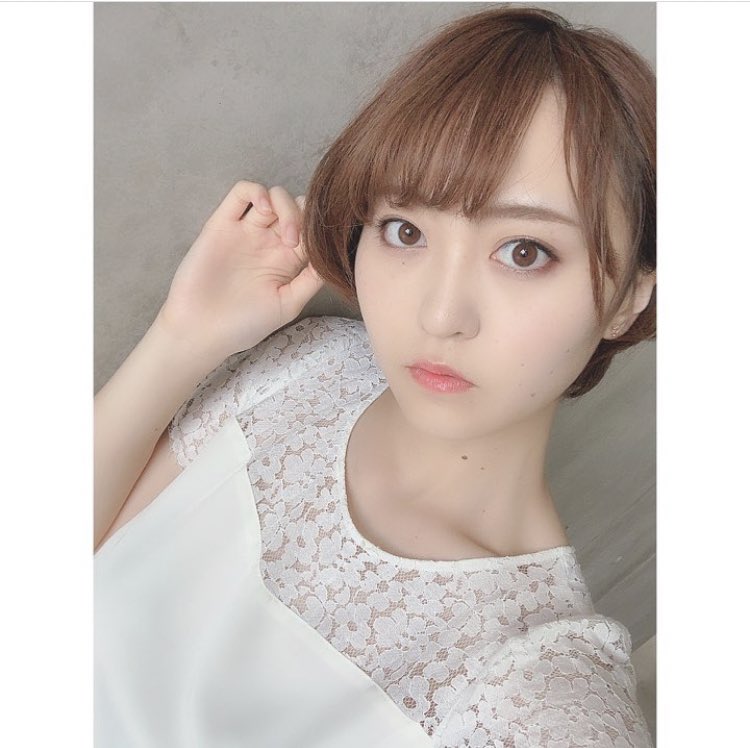 𝓢 最近ちょっと炎上してた港区女子 ひとみんのギャラ飲みのストーリーに載ってた 即帰らせた勘違いブスって言われてる子 カレッジコスモスの中島菜々だよね 笑 Cq Nana N 𝓢 最近ちょっと炎上してた港区女子 ひとみんのギャラ飲みのストーリーに載ってた 即帰らせた勘違いブスって言われてる子 カレッジコスモスの中島菜々だよね 笑 Cq Nana N