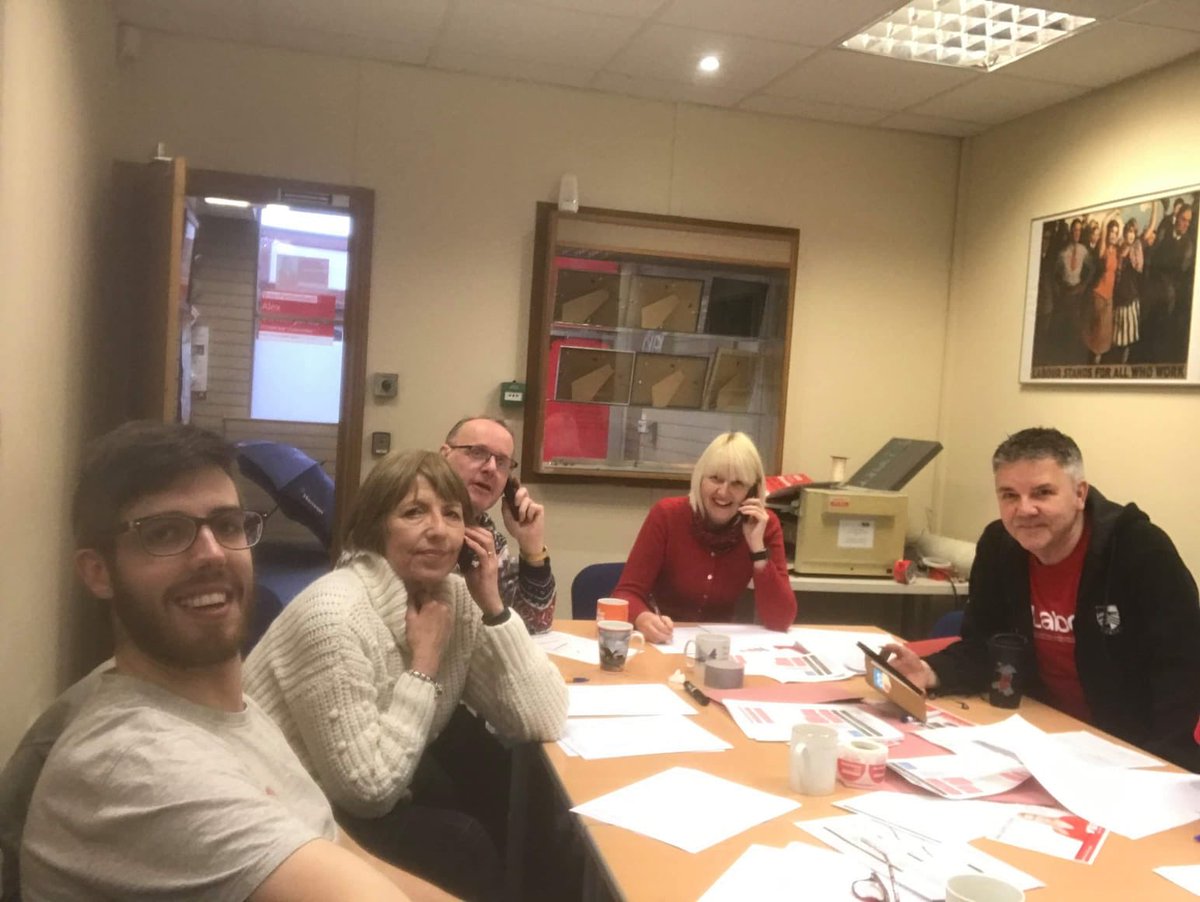 AlexDaviesJones's tweet photo. We’re on the phones, we’re knocking doors, we’re chatting to people across #Pontypridd who have already voted @WelshLabour and #Alex4Ponty 🌹 🌹#RealChange #VoteLabour #StandingupforWales https://t.co/fioq1EDxOD