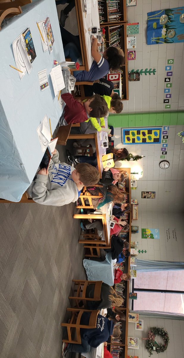 KimHacker5's tweet photo. Book Tastings happening today in the library. Yum!
#garrardshines #gameonLES https://t.co/L8LHQxisJT