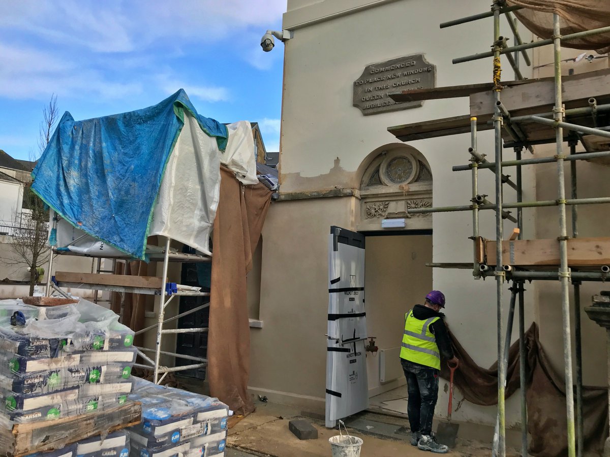 mpc_group1's tweet photo. Breathing a bit of new life into the original restoration with our teams undertaking lime render repairs around the externals of St Lukes Church at The Box for Willmott Dixon. https://t.co/VBlJahy5NT