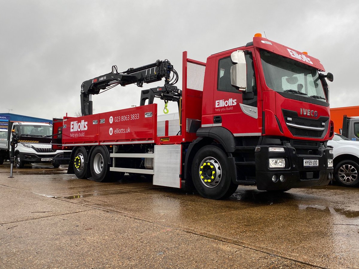 NickNprideaux's tweet photo. Something to brighten up the day - the first of 9 #IVECO #Stralis' on full air, being handed over to @ElliottBrothers Supplied by @hendygroup with 8 year R&amp;M contracts. #helpyoubuild @IVECOUK @HiabOfficialUK https://t.co/S6Cx1OuKkD