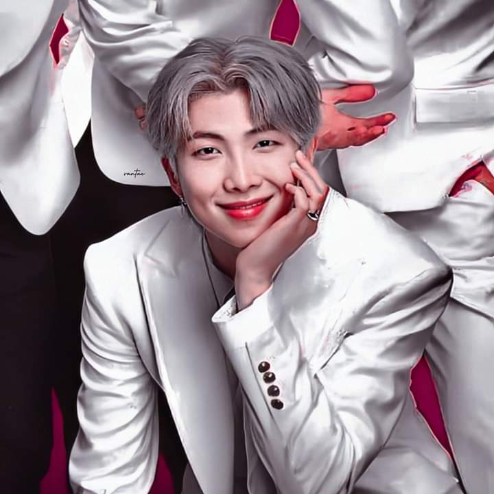 HyeMi97cookie's tweet photo. OMG!! Joonie😭💜
©rd. https://t.co/ojmfjqckFG