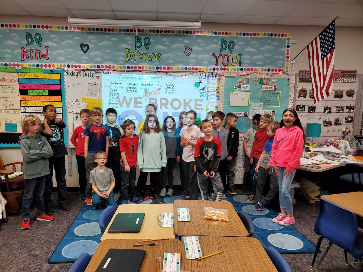cf_coaches's tweet photo. Third grade @CH_Tigers has been learning all about mysteries with @LucyCalkins and @TCRWP. They put their skills to the test to try and solve this mystery breakout. They didn't let a few red herrings stand in their way! Just another minute and they wouldve broken out! https://t.co/jaiUpf9FDn