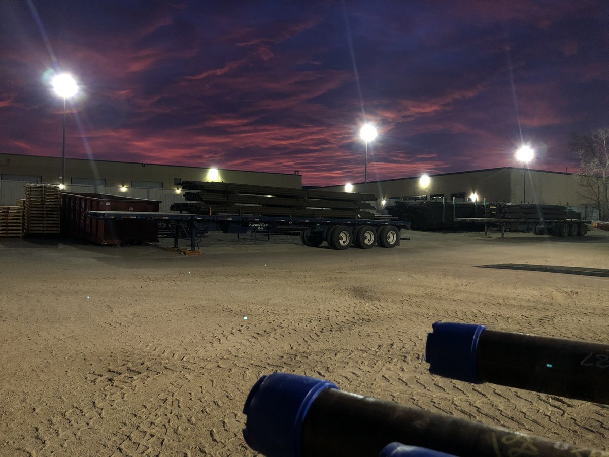 Switch_Lighting's tweet image. Let's talk Shoebox Flood Lights! Versatile and powerful, these lights are ideal for interior or exterior use. They can be mounted in a variety of ways, and positioned with either a wide or narrow beam-angle to illuminate the desired area perfectly. #LEDLights #LoveYourLight