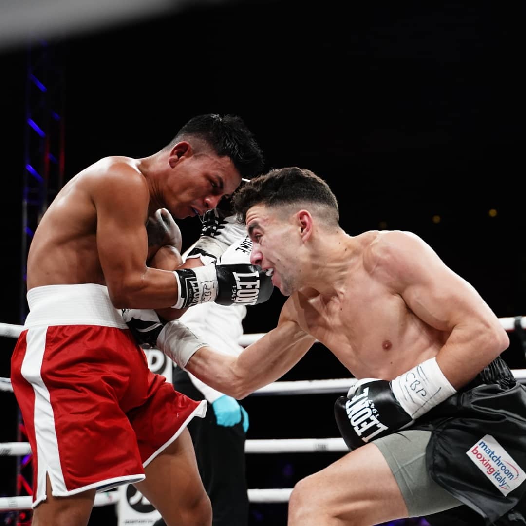 Matchroom_ESP's tweet photo. @mohammed_obbadi nos da un espectáculo 💥

What a show! @mohammed_obbadi goes the distance 💥

@MatchroomBoxing @OpiSince82 @DAZN_ES

#ObbadiMendoza https://t.co/9wYcrDOxK3
