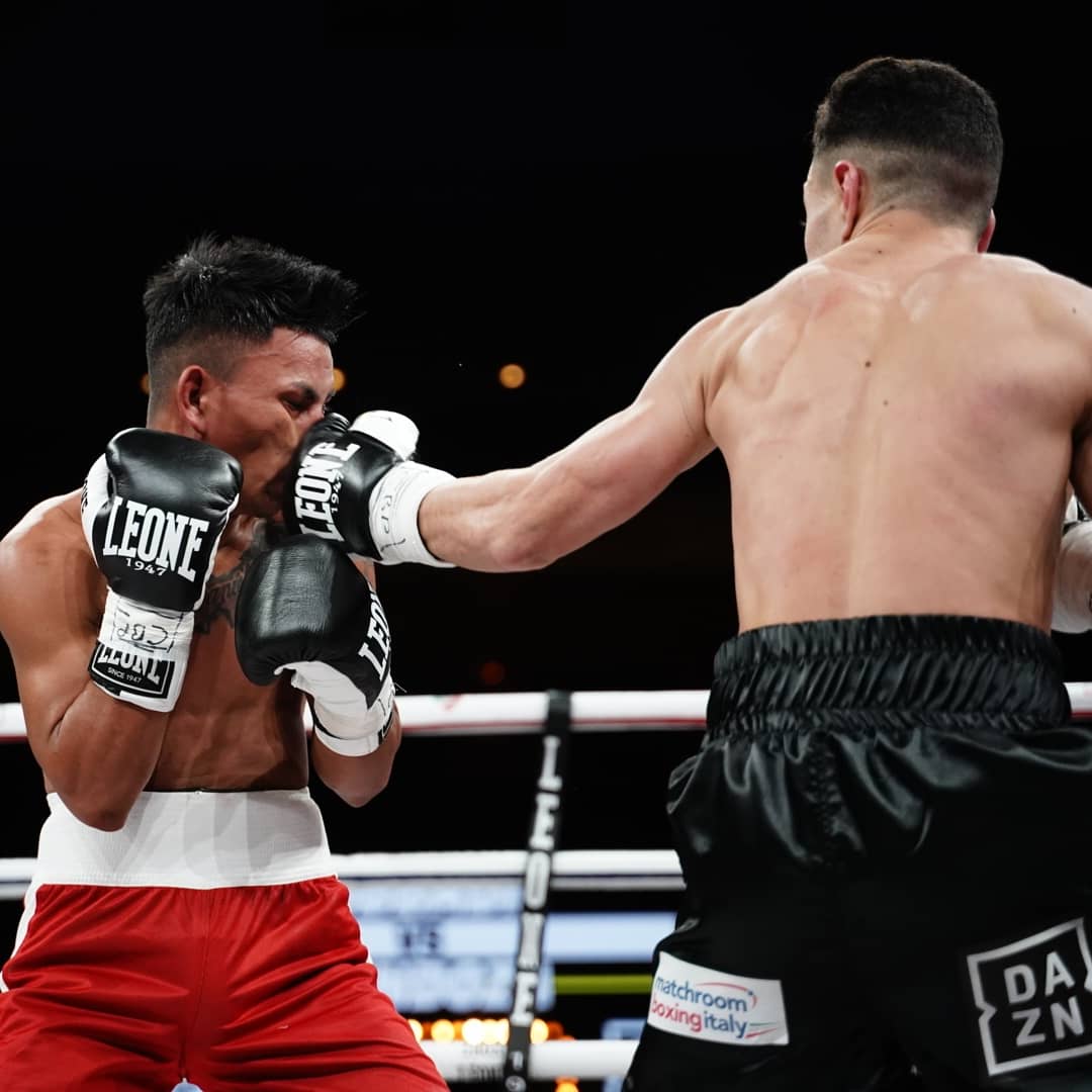 Matchroom_ESP's tweet photo. @mohammed_obbadi nos da un espectáculo 💥

What a show! @mohammed_obbadi goes the distance 💥

@MatchroomBoxing @OpiSince82 @DAZN_ES

#ObbadiMendoza https://t.co/9wYcrDOxK3