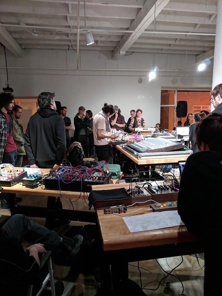 sporobole's tweet image. ✨Rétrospective 2019 : notre Modular Saturday! @EasternBlocMtl #modularmondays