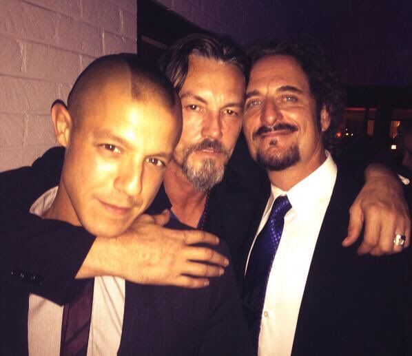 _SoALove_'s tweet photo. OLD BUT GOLD! ✨Them boys!! #TBT @Theorossi @TommyFlanagan @KimFCoates 🖤 https://t.co/YYcKkUiwqy