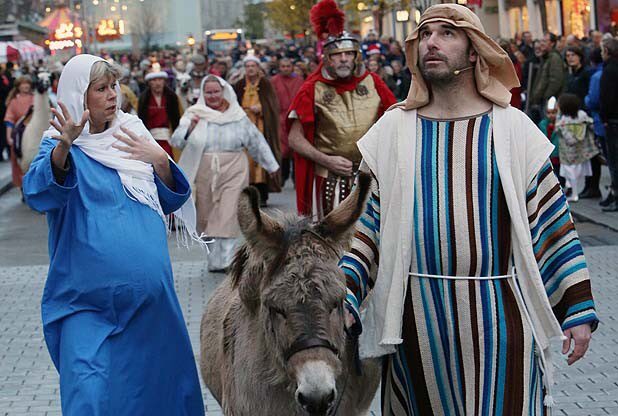 ExeterNativity's tweet photo. Even more pics - it’s getting close this year. #ExeterNativity #FollowTheStar #MakeADate https://t.co/Io7nbTTlZ3