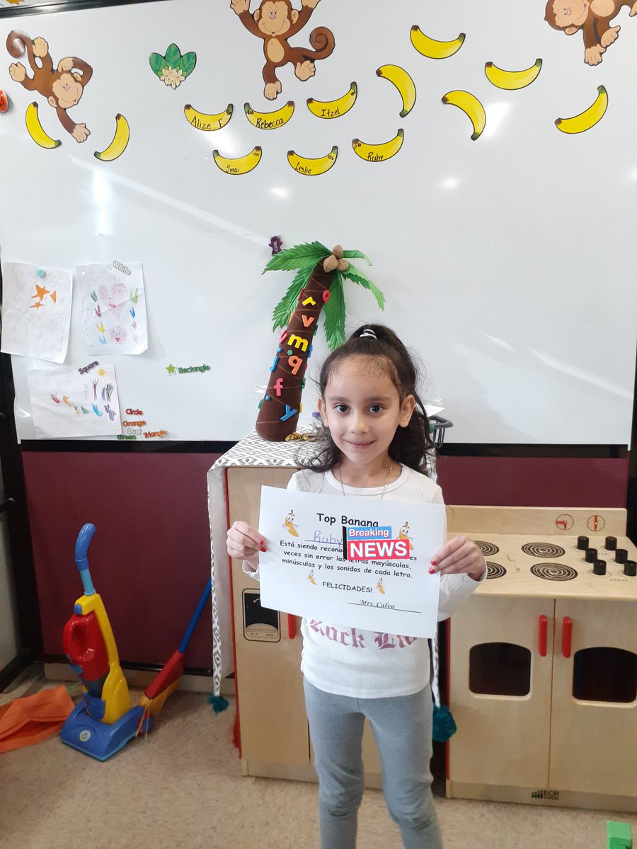 CalvoKinder's tweet photo. Top Banana de ayer! #rtsd26learns #euclidexplores #KinderLove https://t.co/LJDrNAXDiw