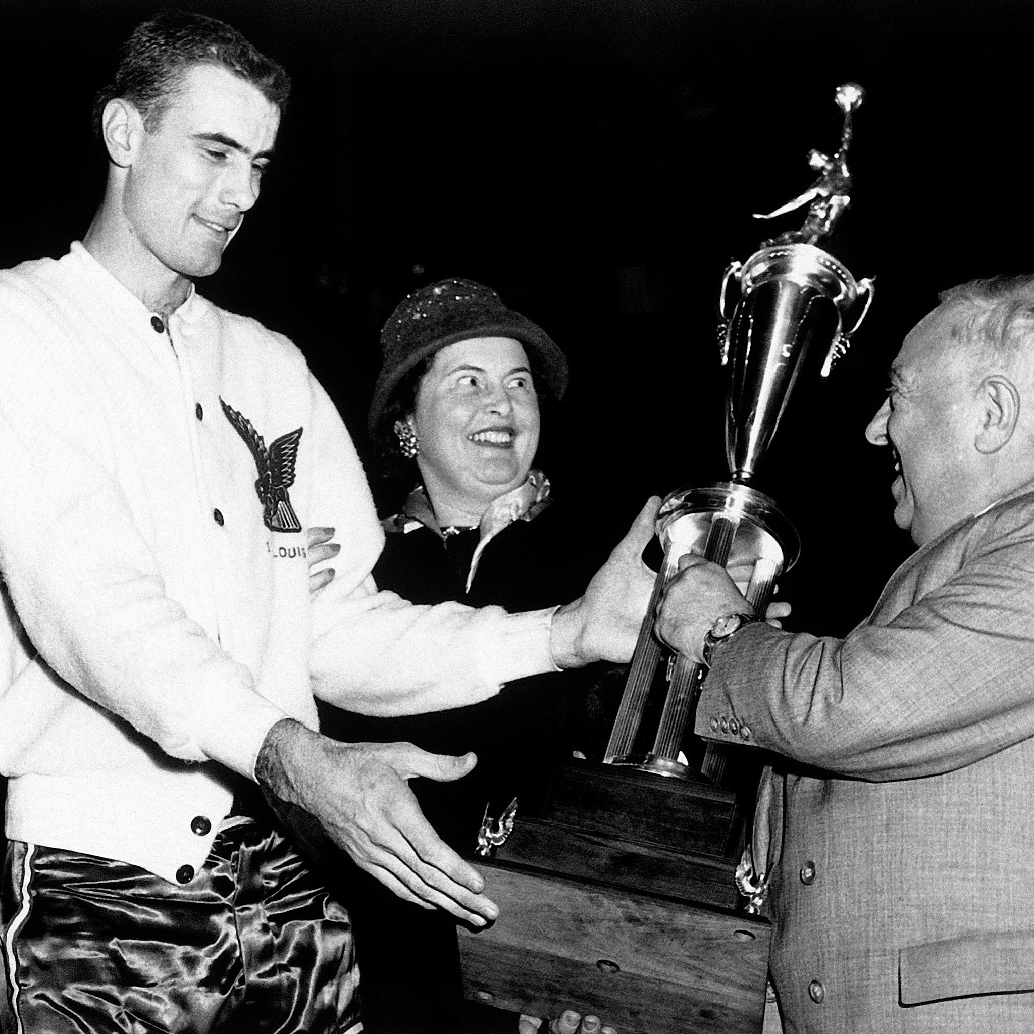 Happy 87th Birthday to 11x & 4x MVP, Bob Pettit! 