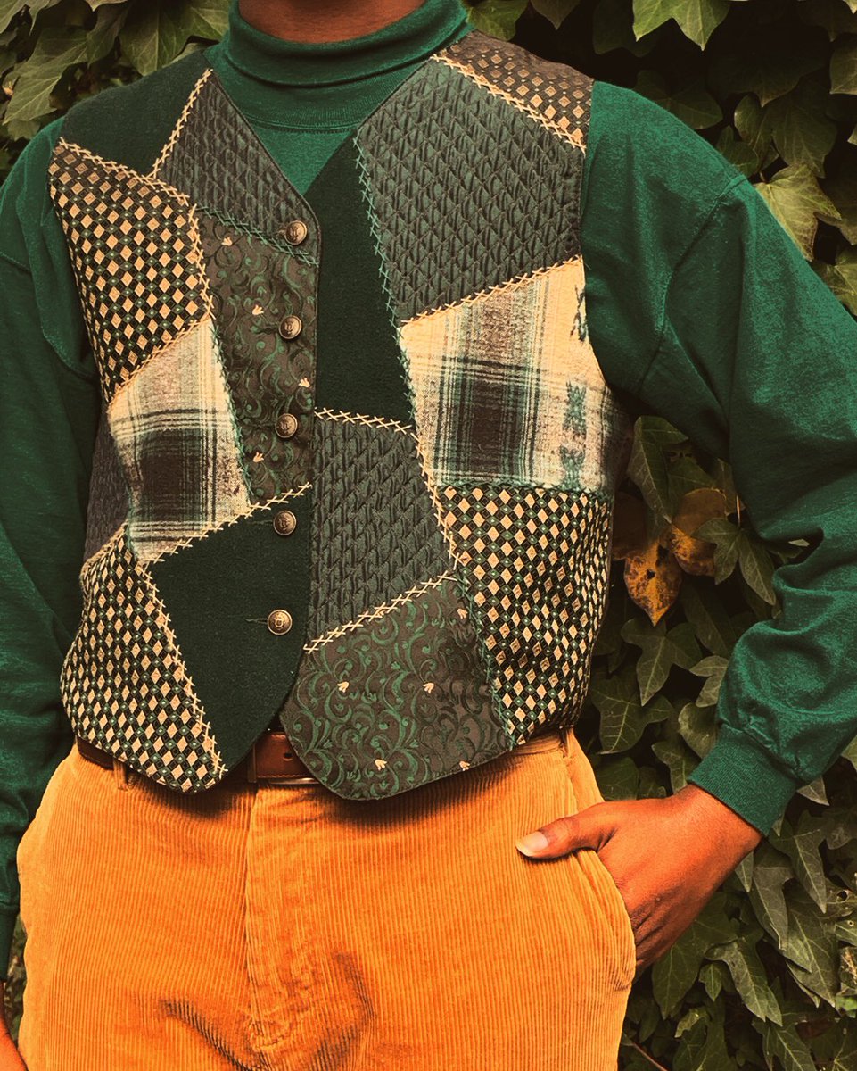 djthepaparazzo_'s tweet image. When the 🐐 turns 25 🥂 #OGStatus