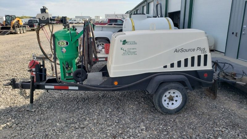 KLSPatching's tweet photo. We always use premium quality materials for our jobs. This ensures long-lasting results and superior work! https://t.co/07gEJmUps1