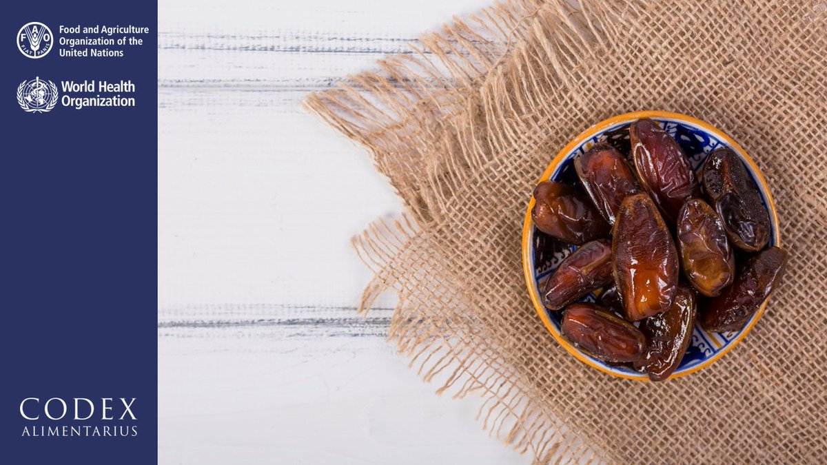 FAOWHOCodex's tweet photo. ๐ | Rich in iron, #potassium, calcium, and magnesium, #dataes are a good source of fibre.
In 1985 the #CodexAlimentarius Commission adopted a standard for this fruit โก๏ธ https://t.co/Dj8pDJXqU6
#FoodSafety #FoodTrade https://t.co/76xtTWD6FA