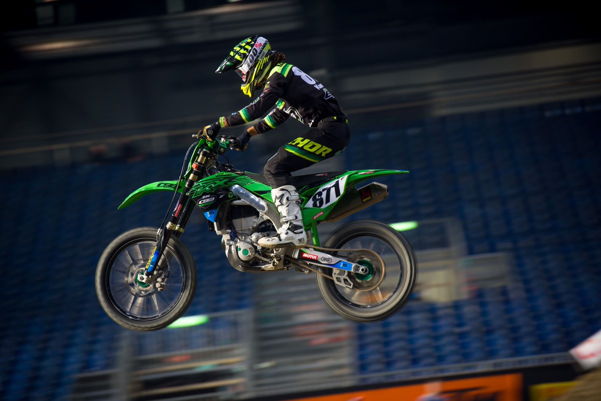 Thomas Ramette - N°6 <a href="/ramettethomas/">Thomas Ramette</a> , Joan Cros Cortes - N°848 <a href="/joancros48/">joan cros</a> and Fabien Izordi - N°871 were also at the Geneva Supercross in SX1. Back in pictures of their weekends. 🤙🏼

📸 by <a href="/lissimorephoto/">James Lissimore</a> 

#SuperCrossGeneva