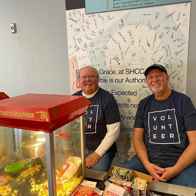 ValleyGrove_SM's tweet photo. We love our schools! Thanks for everyone who is helping serve popcorn this week for @sjhseagles production of The Lion King Jr #vgGO https://t.co/nagjVknEf5