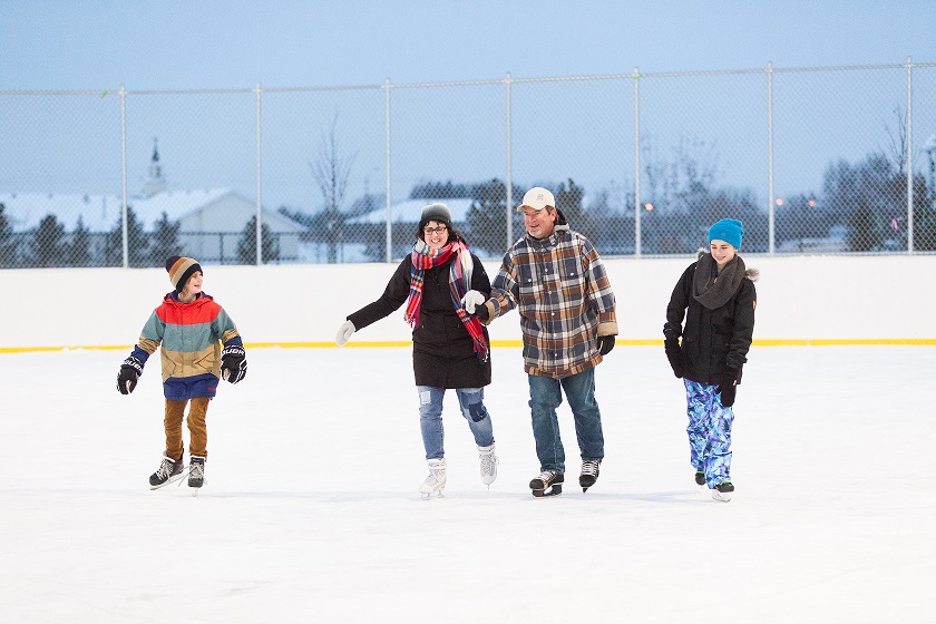 StonyPlainAB's tweet photo. The snow and icy roads can put a damper on winter, but you don’t have to suffer inside all season! How about family skate night? There are plenty of skating options. Grab your gear and Come #WinterWithUs!
Public skating: https://t.co/w1XQQsO7JR #StonyPlain #MyStonyPlain https://t.co/mPrYUngM8g