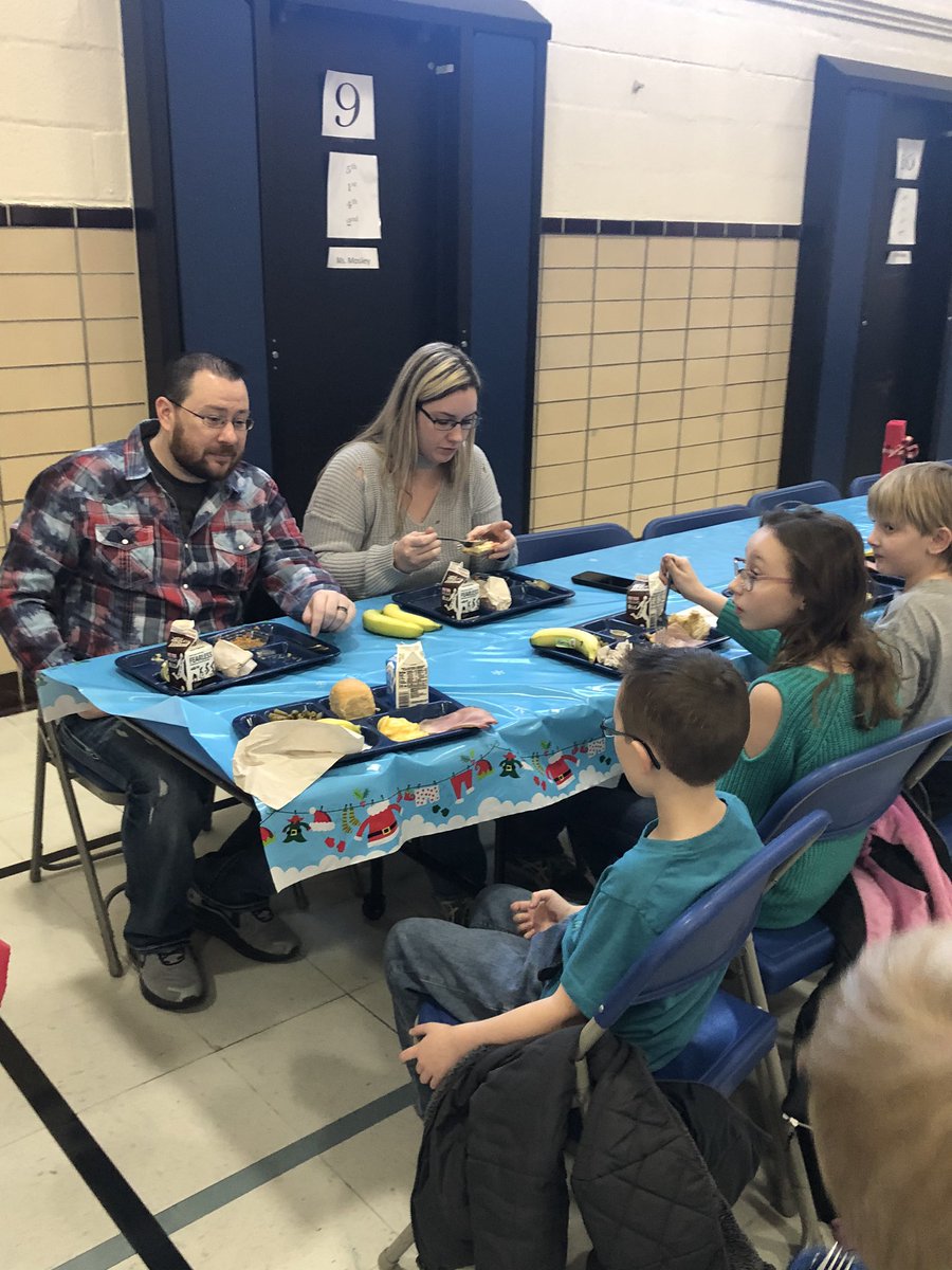 McCandlessElem's tweet photo. Today was another great day celebrating our family at McCandless. We appreciate all those who could attend and all the hard work it took to make today happen. #308pride #BraggingonU https://t.co/ElGI1QloWM