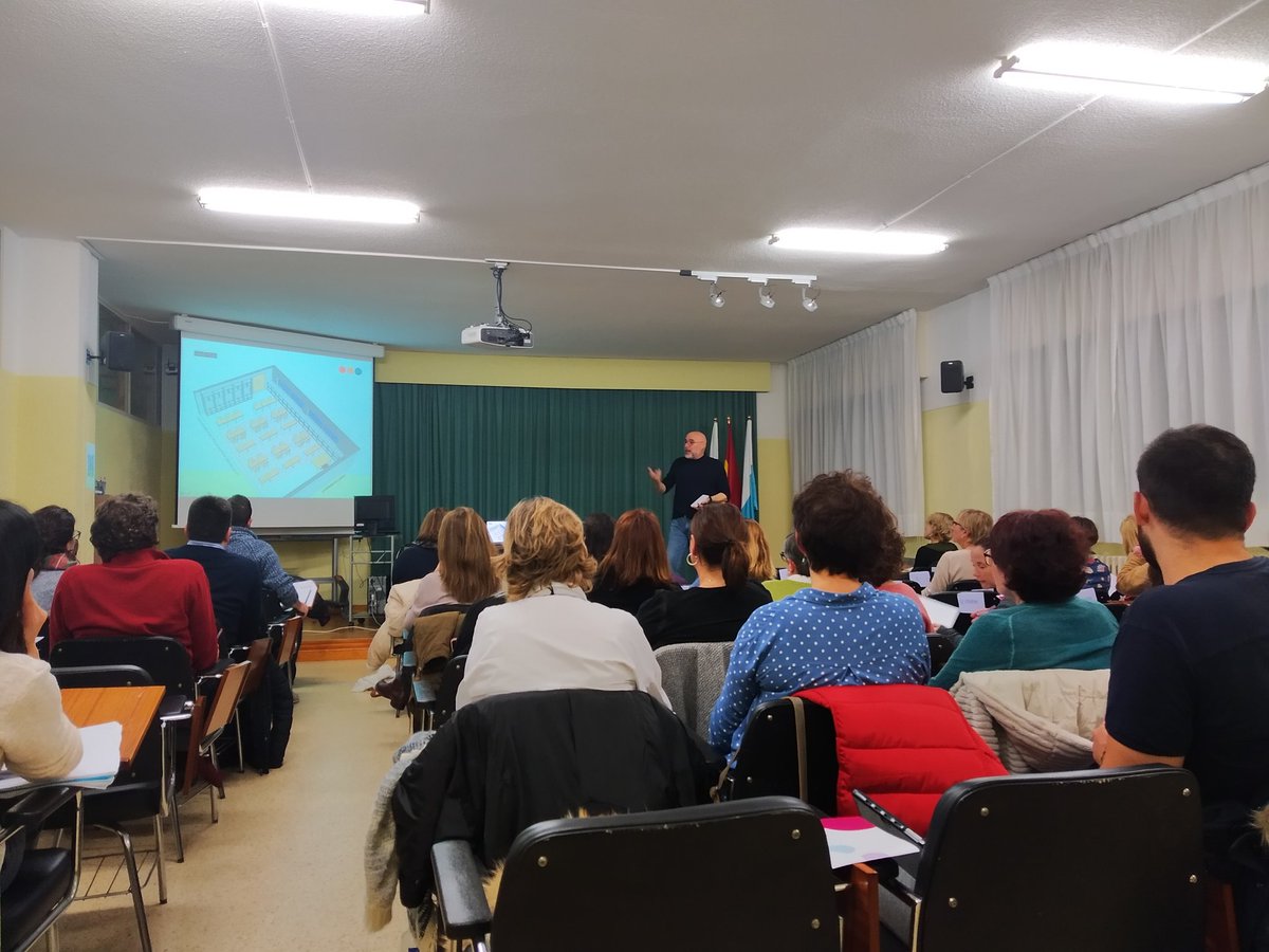 La gran clave del cooperativo es la coordinación docente. Francisco Zariquiey <a href="/cineticaeduca/">Colectivo Cinética</a>  en @CEPSantander