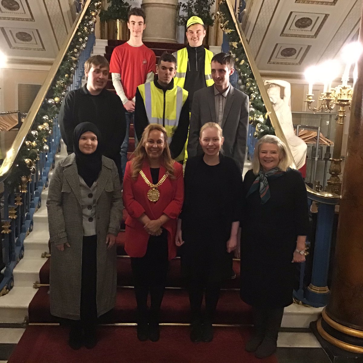 liverpool_als's tweet photo. Afternoon tea with our fabulous Lord Mayor. The Ways to Work ILM participants got the chance to ask about her job and they got to talk about their work placements ending with a festive singalong of 🎶 We wish you a Merry Christmas #lpoolcouncil #liverpoolinwork #Sreddy100 https://t.co/EQmfVTY1Wz