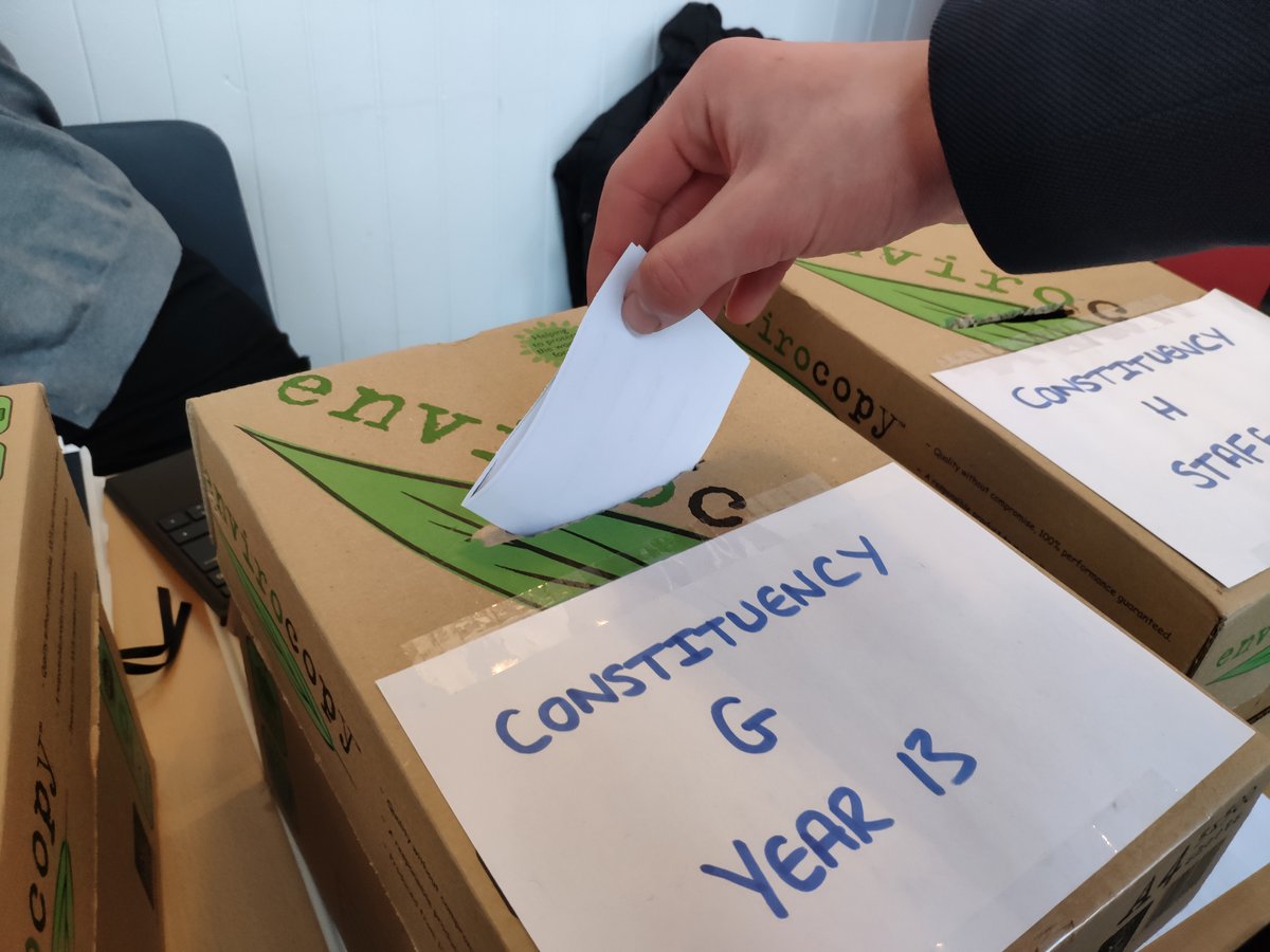 KESBathHistory's tweet photo. Have you voted today? Students at @KESBath have.
#GeneralElection2019 #SchoolForAdventurousMinds https://t.co/wnqgkdulka