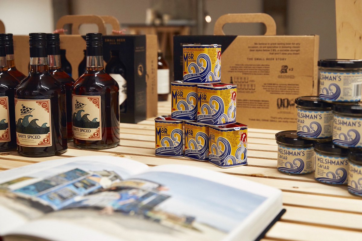 NOMA_mcr's tweet photo. Get out of the rain and into the beautiful retail space at Dantzic, curated by @WithLoveProject and offering plenty of seasonal shopping opportunities. Expect to find gifts including rum, coffee, trainers, and skincare - all made in the UK with passion and purpose. https://t.co/zEcqAgBHMv