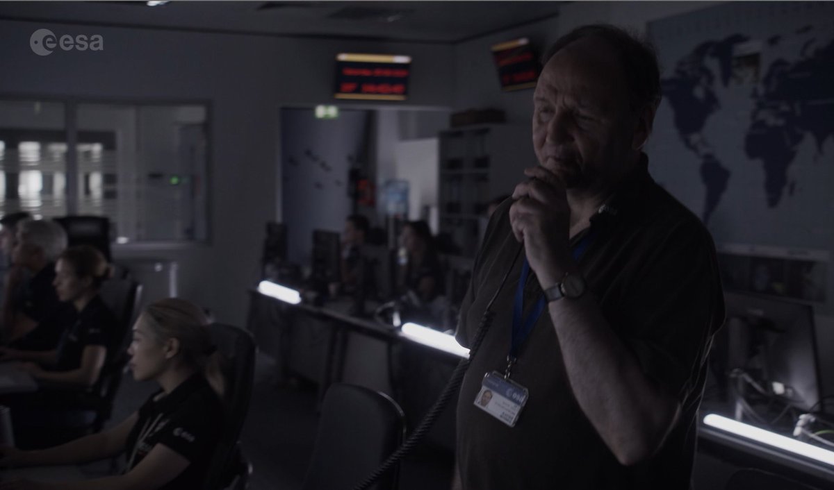 esaoperations's tweet image. The #flightdynamics team calculate new parameters needed to complete the burn, after the unexpected shut down that occured ‘in the dark’. But there’s a problem.

They need an additional 20 minute burn to get back on track, but they don&apos;t have enough fuel