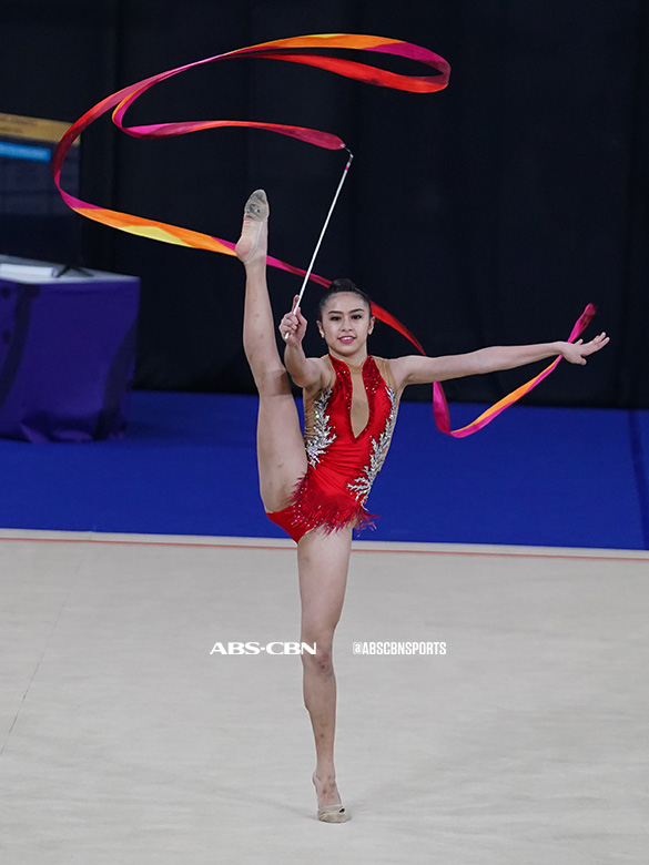 arvinulim's tweet photo. From the SEA Games 2019, my most favorite event to shoot is the Rhythmic Gymnastics, more specific is the Ribbon event. Thank you #SonyPH for letting me use the #A9II and the 70-200 f2.8 G lens to capture the action. @abscbnsports #TeamSony #SonyPH #SonyAlpha #WeWinAsOne https://t.co/zIcjjp8Pgi