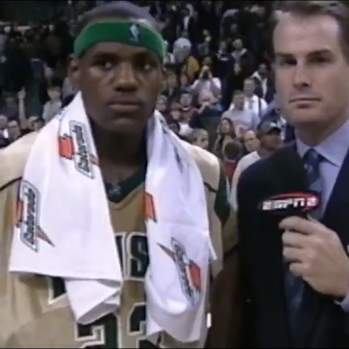 On Christmas Eve, the world received an early gift. Happy Birthday Jay Bilas! : 