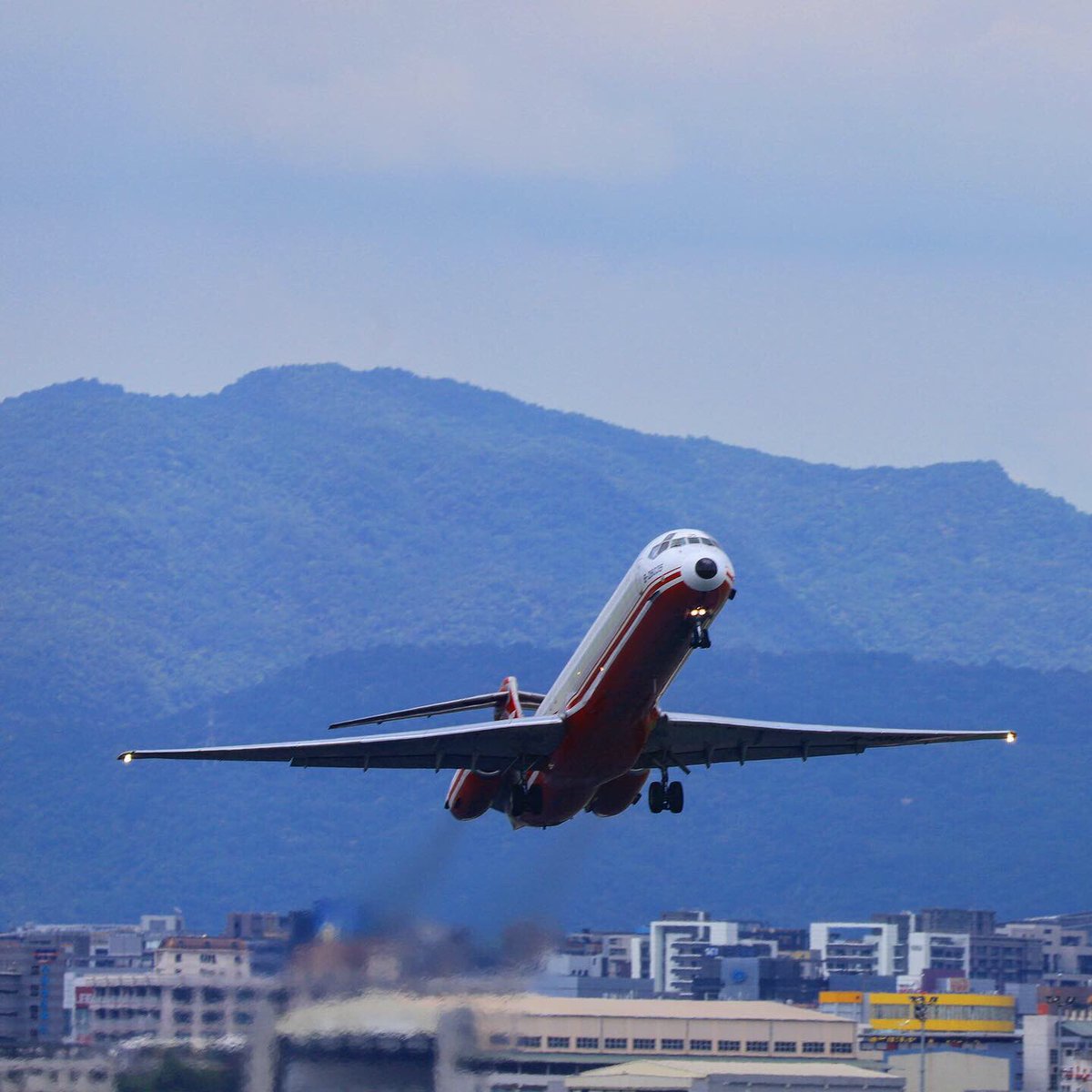 遠東航空 遠東航空