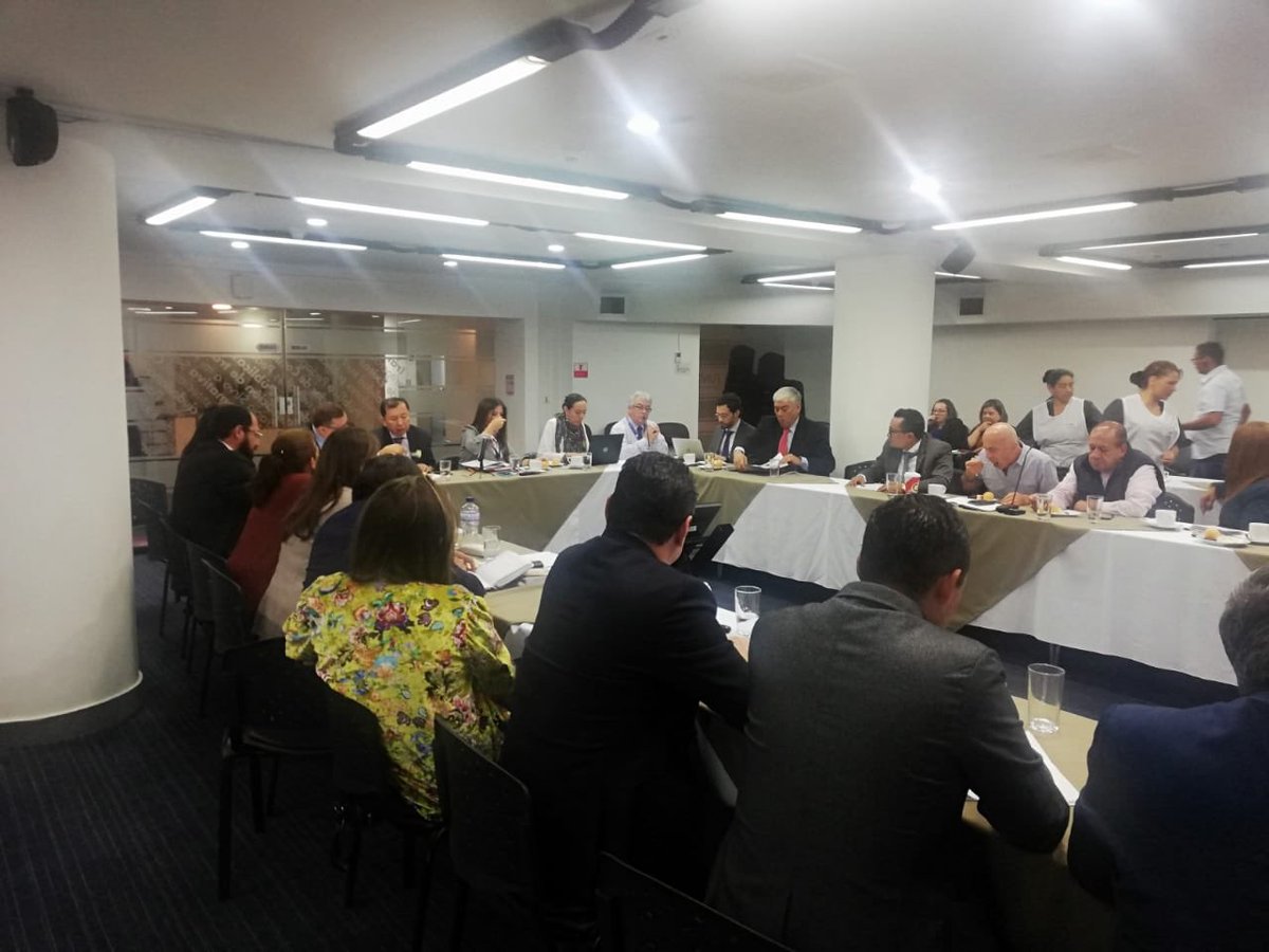 MintrabajoCol's tweet photo. El @MintrabajoCol y @DAFP_COLOMBIA con participación de @CancilleriaCol, @MinTransporteCo, @MinInterior, @Mineducacion, @MinSaludCol, y @MinjusticiaCo presentan balance de mesas sectoriales en cumplimiento del #ANE2019 https://t.co/nXYNIjphlc