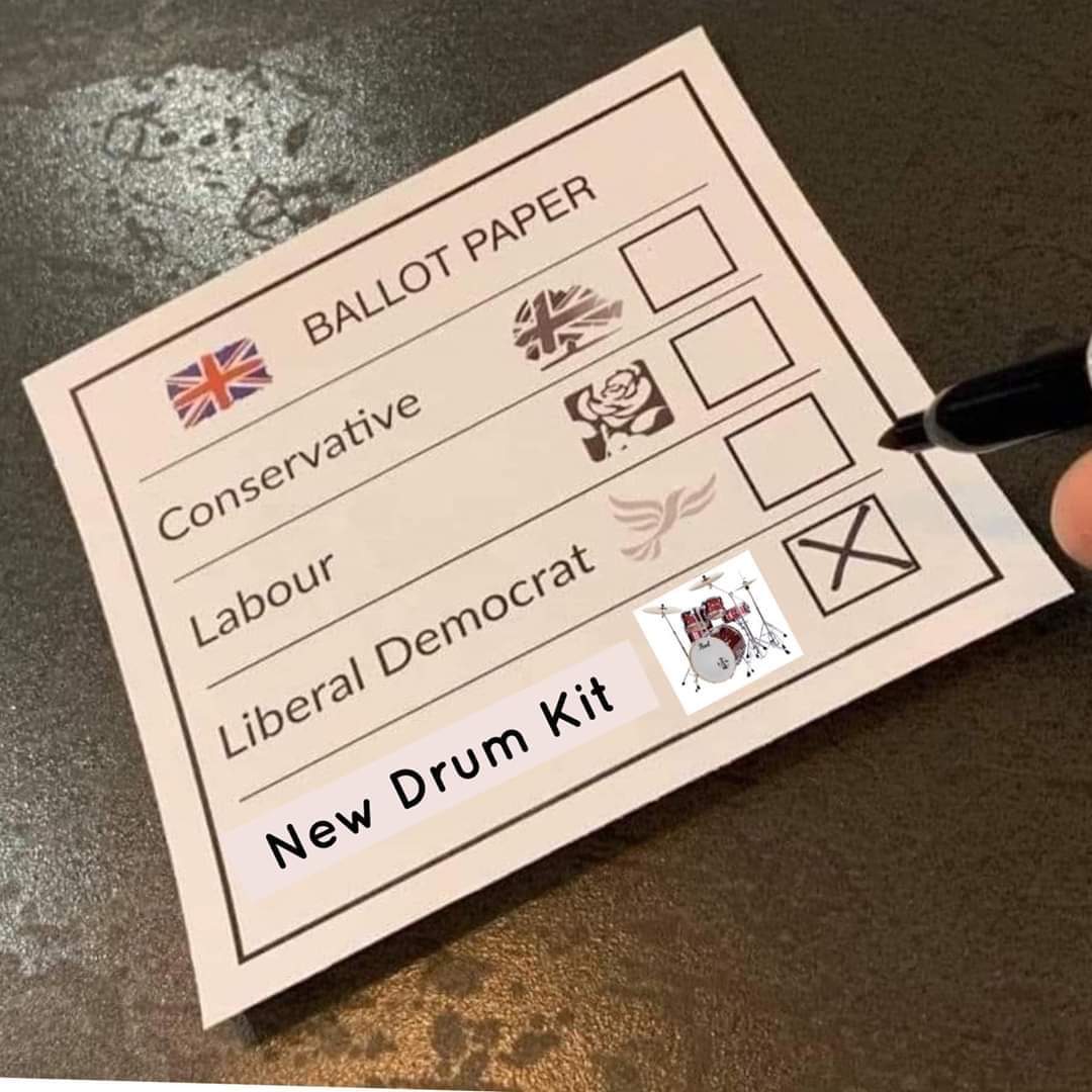 🤘🏻🥁🌹#UKElection #VotingLabour