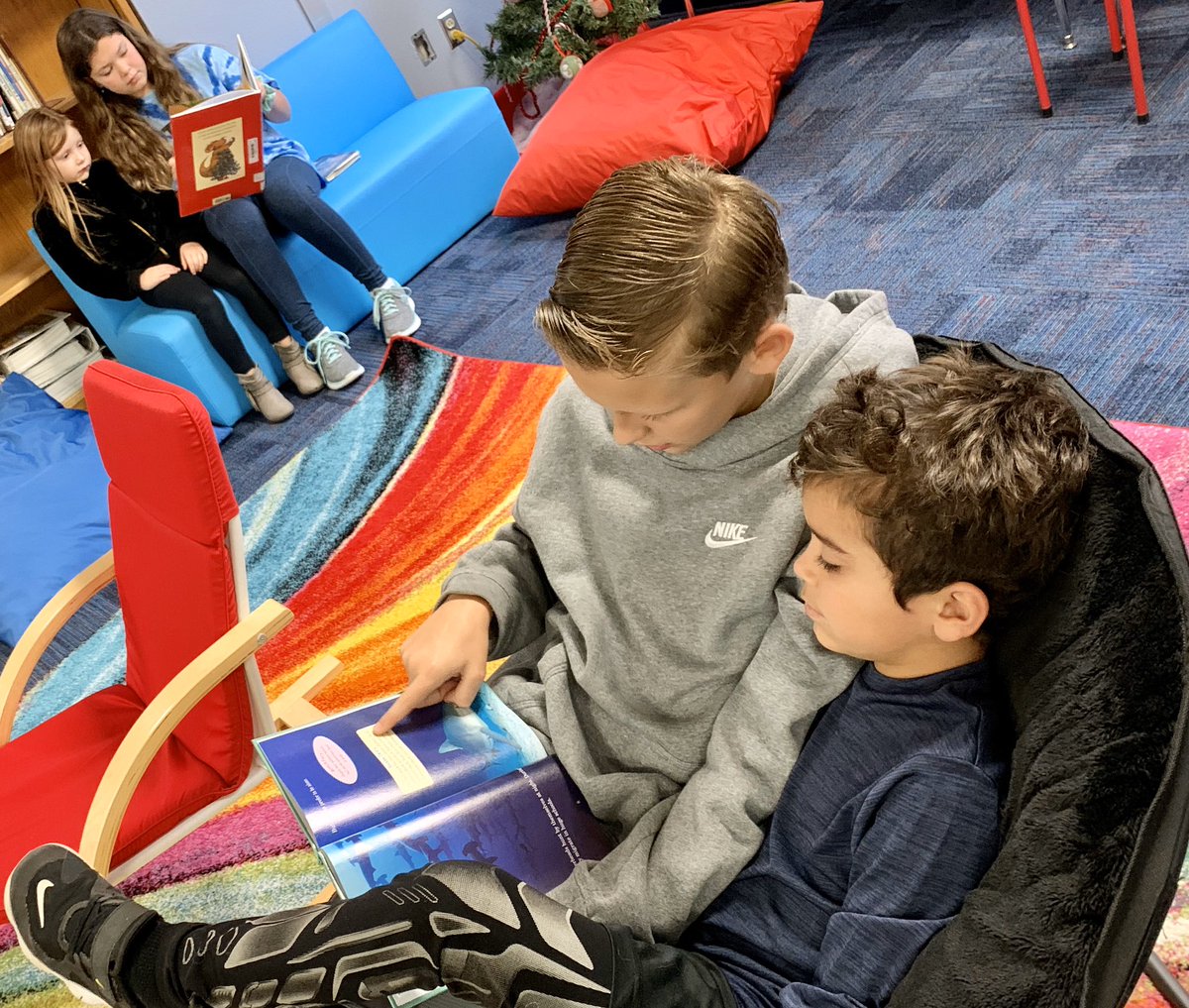 JCPrice331's tweet image. Building Relationships!!!
We LOVE our 5th grade reading buddies!!! @FairOaksRanchES @foresreads