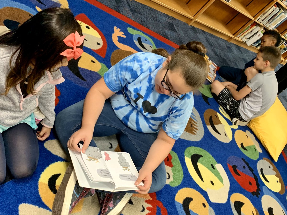 JCPrice331's tweet image. Building Relationships!!!
We LOVE our 5th grade reading buddies!!! @FairOaksRanchES @foresreads