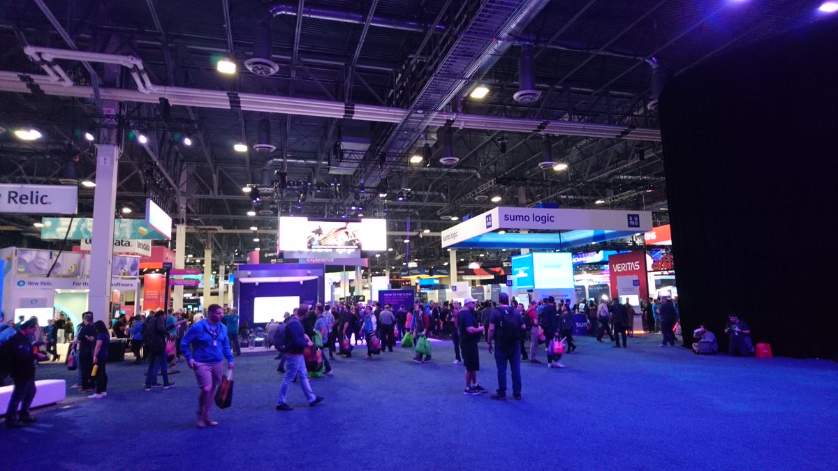 evosoft's tweet photo. After a long week with interessting discussions together with #AWS partners and customers, evosoft got a good overview accross reinvented services of AWS plus related challenges for our partners. Lets work together to bring #IoT to next level. #evosoft #reInvent https://t.co/iIclzf1EKm