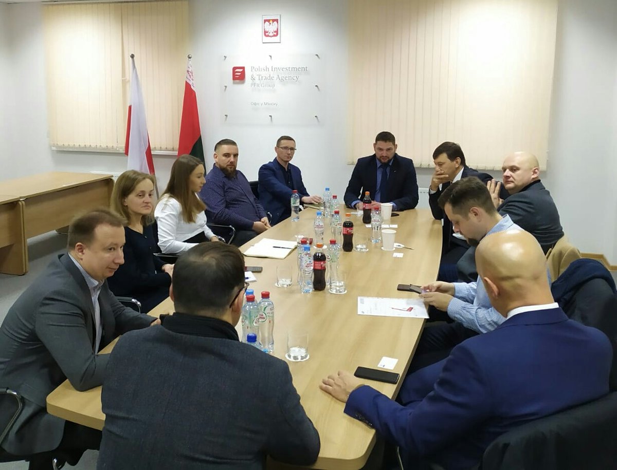 Dziś przy udziale przedstawicieli PARP i ARP S.A. w siedzibie PAIH w Mińsku odbyły się konsultacje prawne dla polskich firm z zakresu zasad prowadzenia biznesu na Białorusi