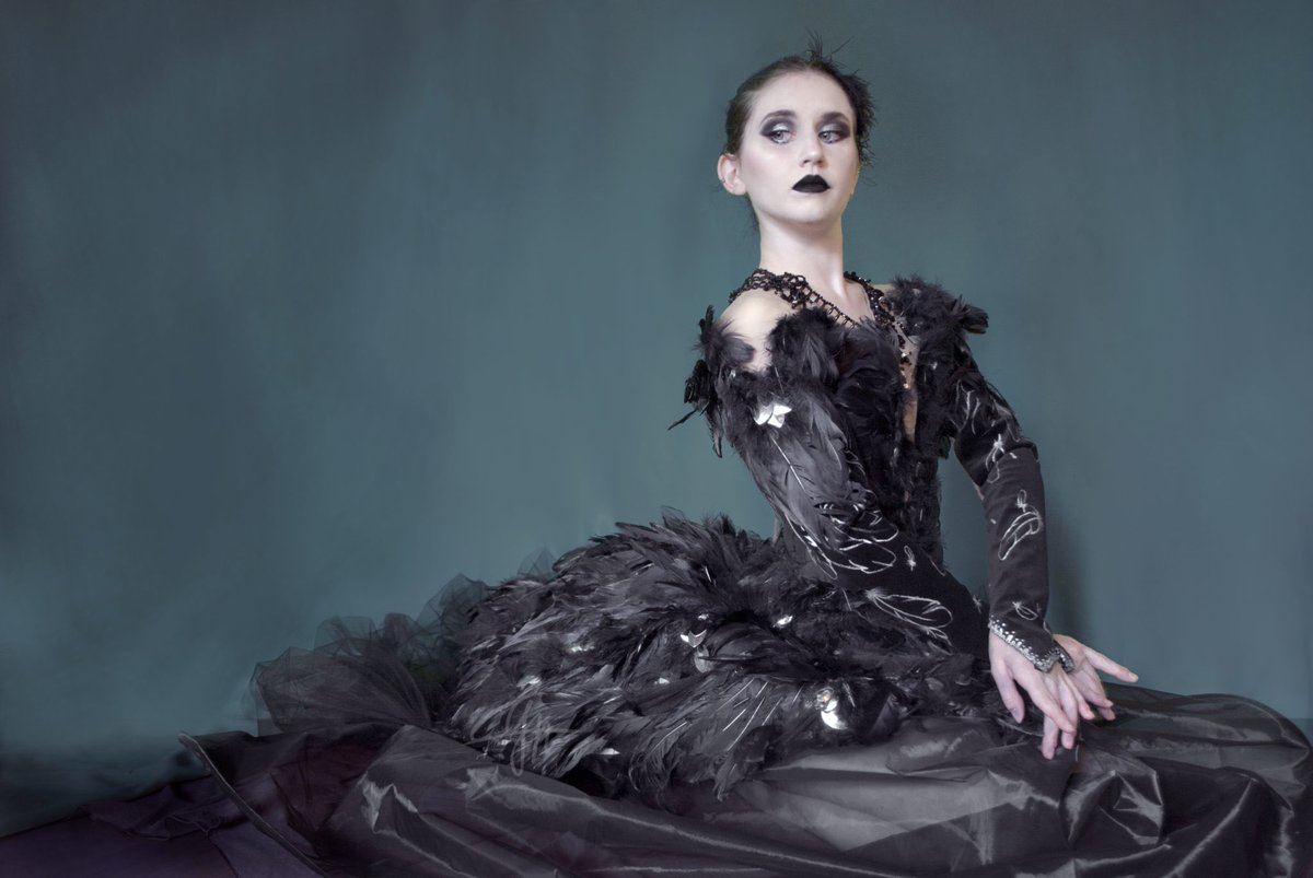 newman_rosita's tweet photo. #NowPlaying β’ Perfection β’ by Clint Mansell (Black Swan Original Score) β’ https://t.co/MkMwWZpKQW β’ #FaveFilms β’ #BlackSwan π©° (2010) β’ Support The Arts πΆπ€πΆ https://t.co/HOAc5wE3S3