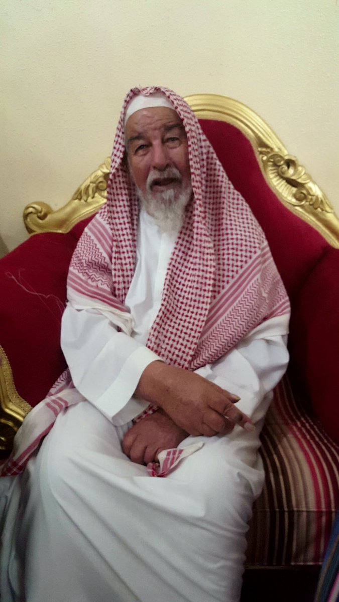 rioomhA's tweet photo. ما عرفت عن جدي الغالي #ابراهيم_الراشد رحمه الله إلا طيب قلبه وتواضعه وحسن خلقه ، وكثرة ذكره لربه واستباق خطاه للمساجد

غفر الله له بمد صوته يوم كان مؤذناً ،
اللهم أجعل كل من سمع نداءه للصلاة شفيعاً له يوم القيامة

اللهم أجعل سعيه مشكوراً
وعمله مقبولاً وذنبه مغفوراً
وظله ممدوداً https://t.co/wqA4P46NNf